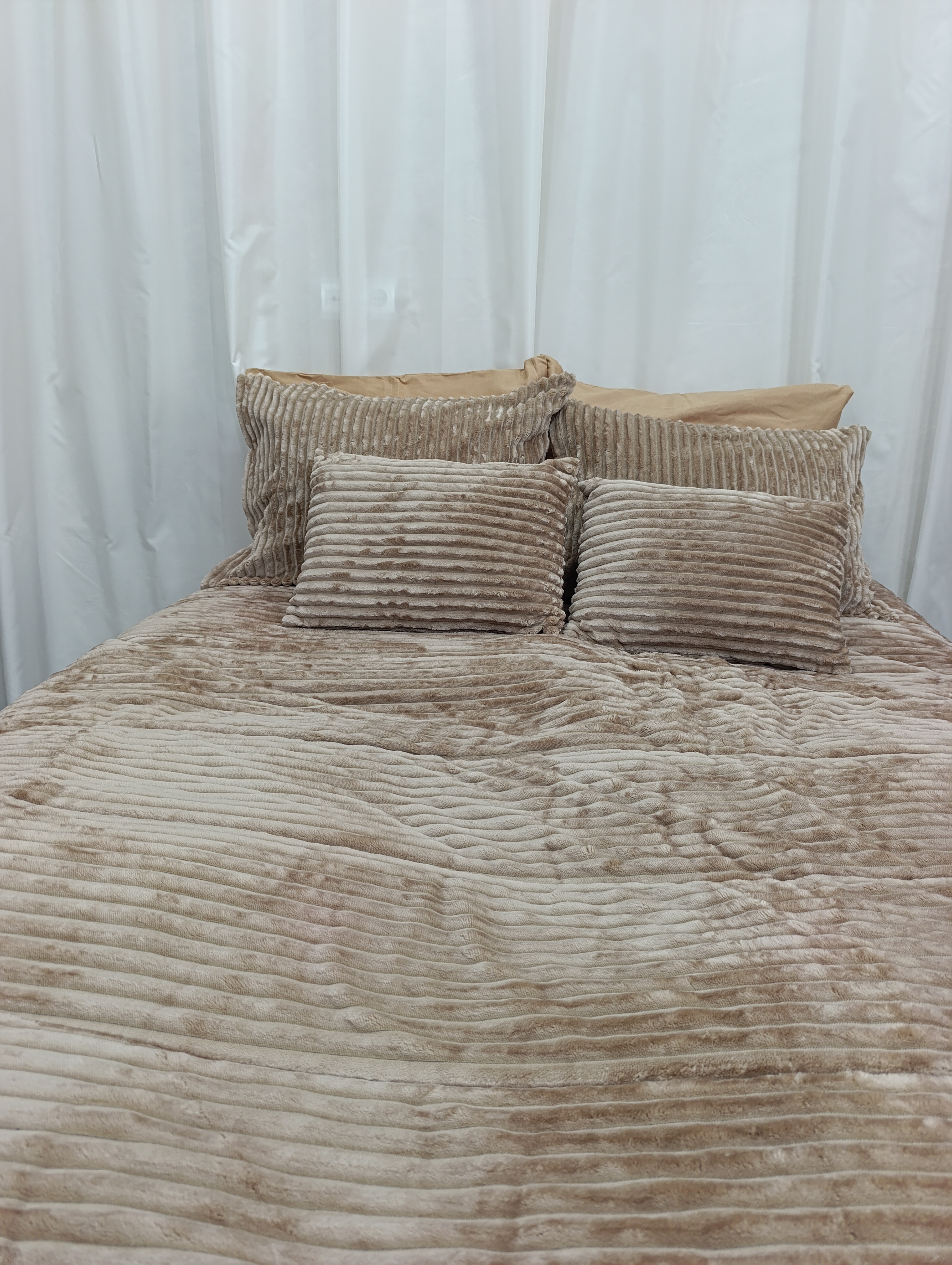رو تختی دو نفره مخمل کبریتی(تدی)